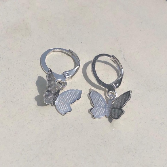 Butterfly earrings hoops - Picture 1 of 1